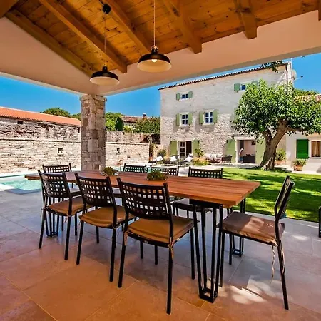 Luvi By Istrialux Vila *