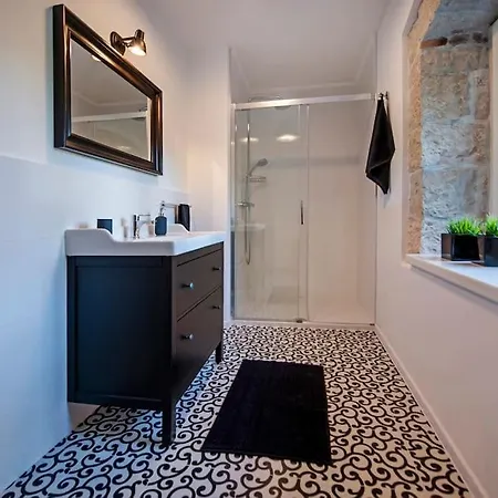 Villa Luvi By Istrialux Mrgani