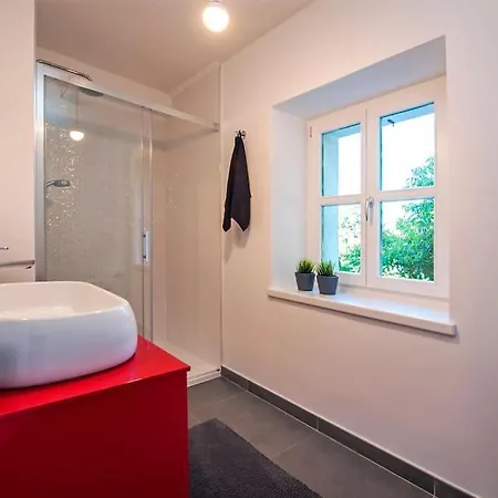 Luvi By Istrialux * Mrgani