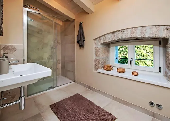 Luvi By Istrialux Vila *