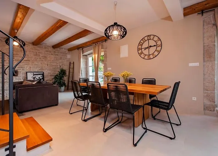 Luvi By Istrialux Mrgani