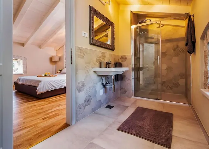 Luvi By Istrialux Mrgani